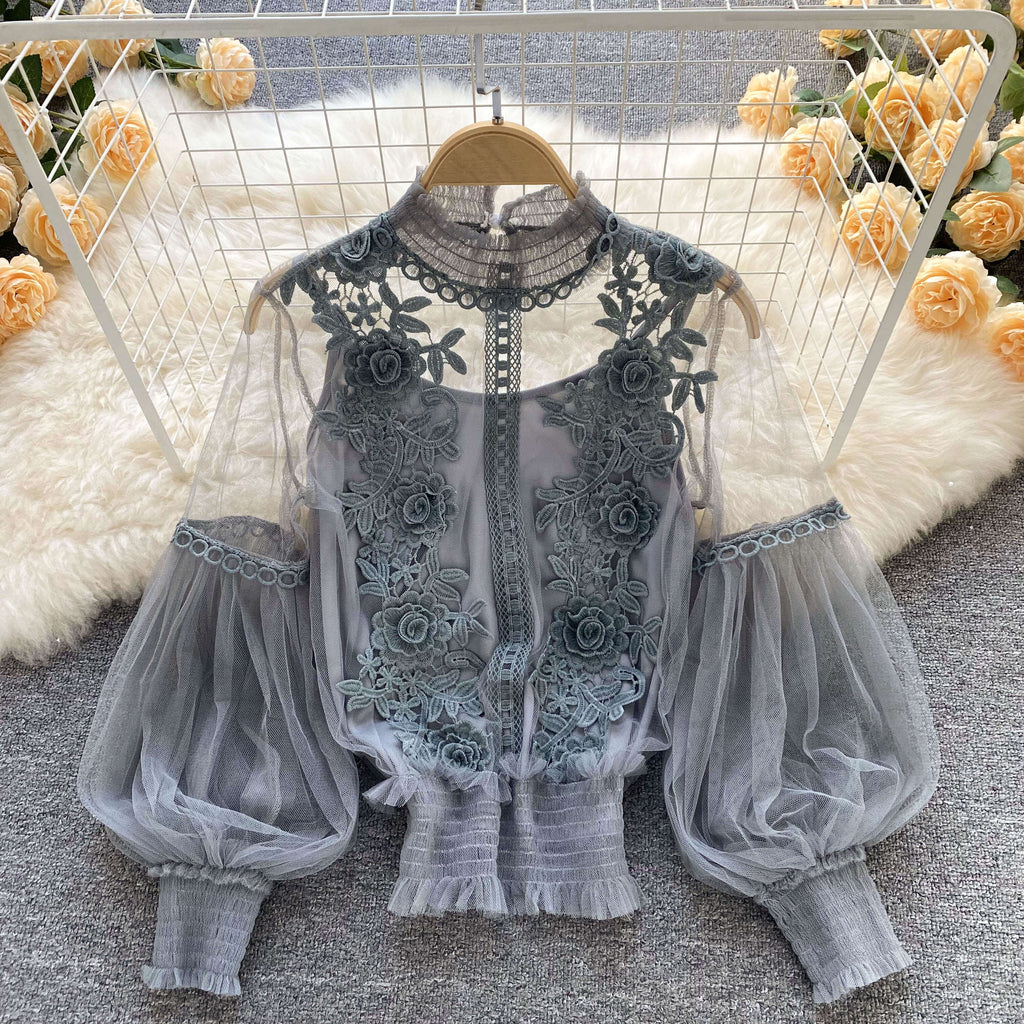Blouse en Tulle avec Détails Brodés Priene